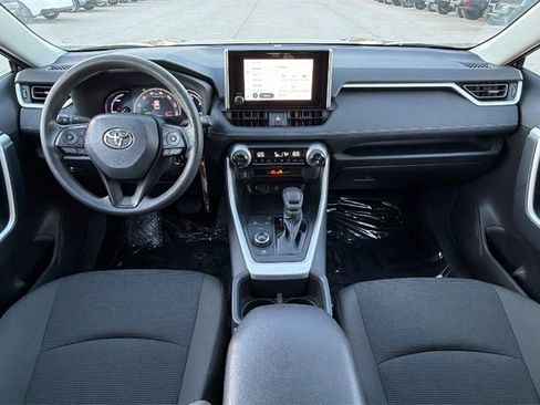Certified 2025 Toyota RAV4 LE image 24