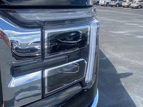New 2026 Ford F150 Lariat w/ Equipment Group 501A Mid AWD/4WD image 9