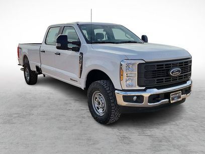 New 2026 Ford F350 XL w/ XL Off-Road Package