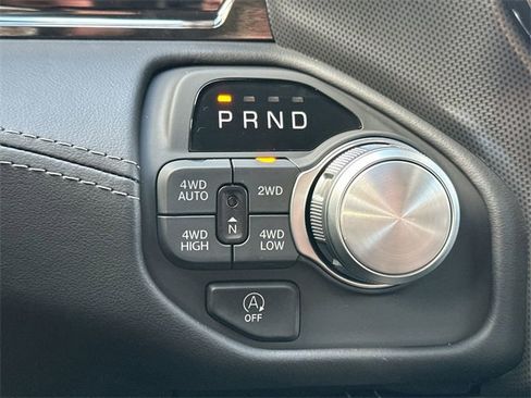 New 2026 RAM 1500 Limited w/ Trailer Tow Group image 24