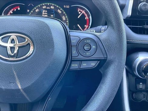 Used 2024 Toyota RAV4 XLE image 25