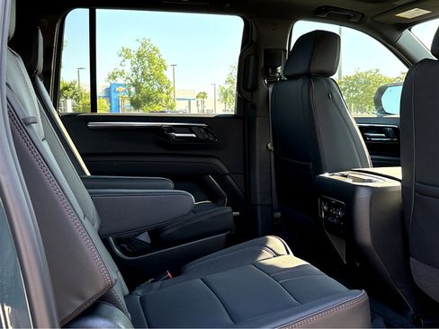 New 2026 Chevrolet Suburban RST w/ Comfort Package AWD/4WD image 12
