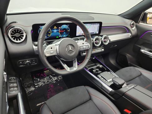 Used 2023 Mercedes-Benz EQB 350 4MATIC SUV image 22