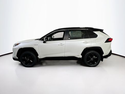 Used 2021 Toyota RAV4 XSE image 8