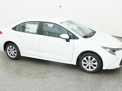 New 2026 Toyota Corolla LE image 12