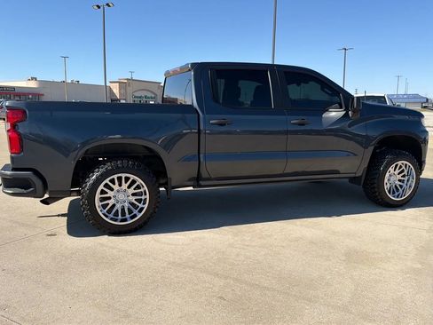 Used 2021 Chevrolet Silverado 1500 Custom image 26