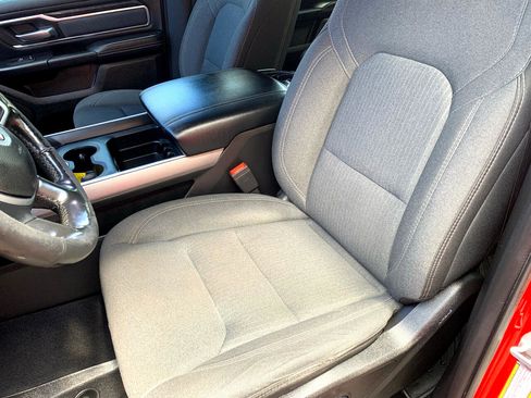 Used 2019 RAM 1500 Big Horn image 25