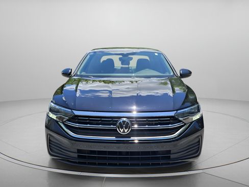 Used 2023 Volkswagen Jetta SE FWD image 8