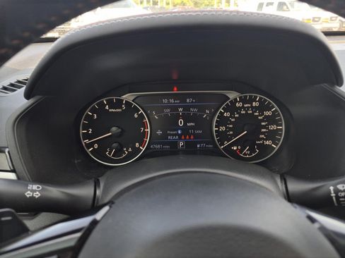 Used 2023 Nissan Altima 2.5 SR w/ SR Premium Package FWD image 21