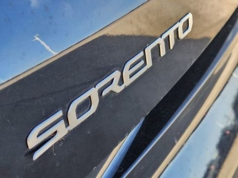 Used 2023 Kia Sorento EX FWD image 11