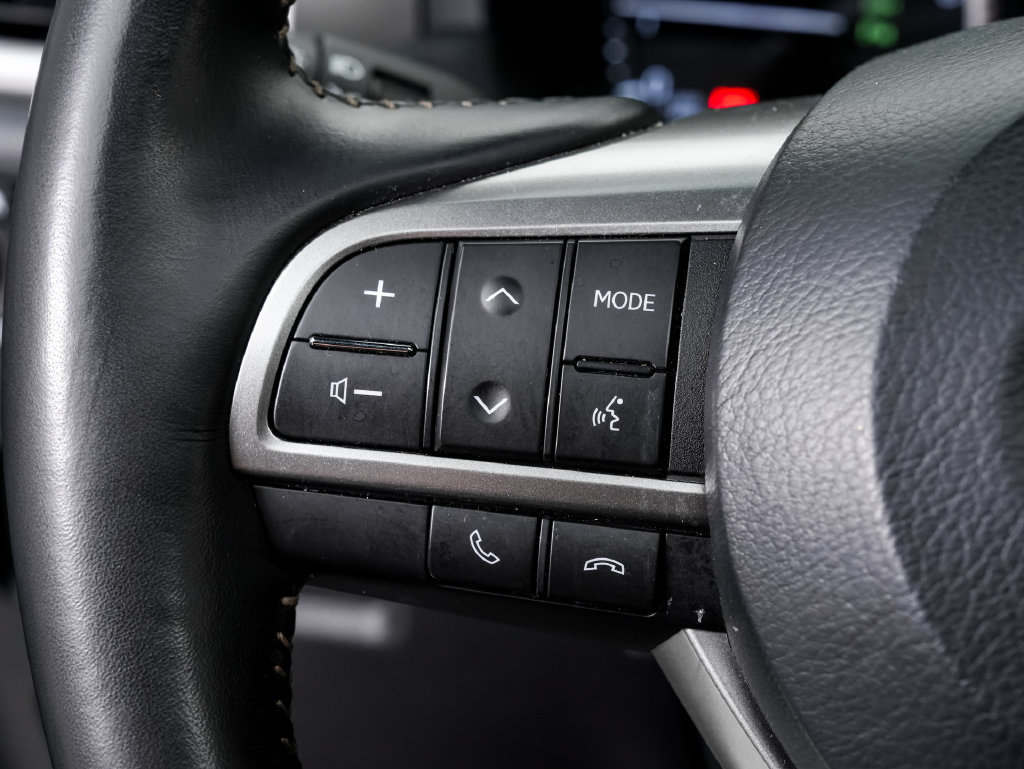 Used 2023 Lexus GX 460 Premium w/ Premium Package AWD/4WD image 13