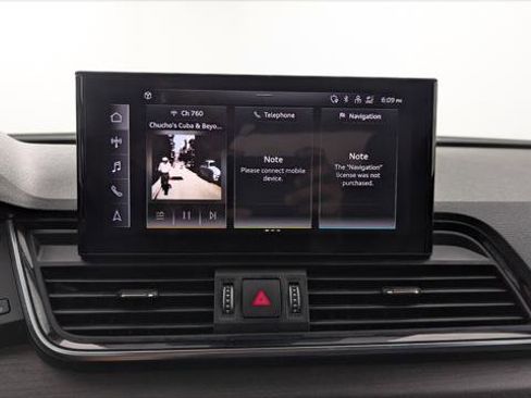 Used 2021 Audi Q5 2.0T Premium w/ Convenience Package AWD/4WD image 27