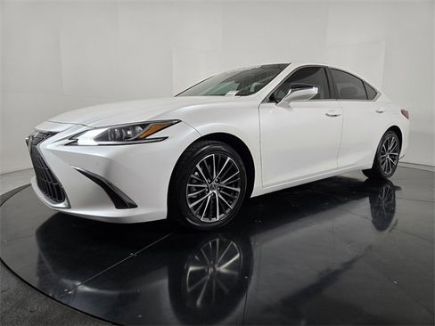 Certified 2023 Lexus ES 350 w/ Premium Package image 2