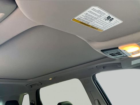 Used 2023 Nissan Rogue SL FWD image 26