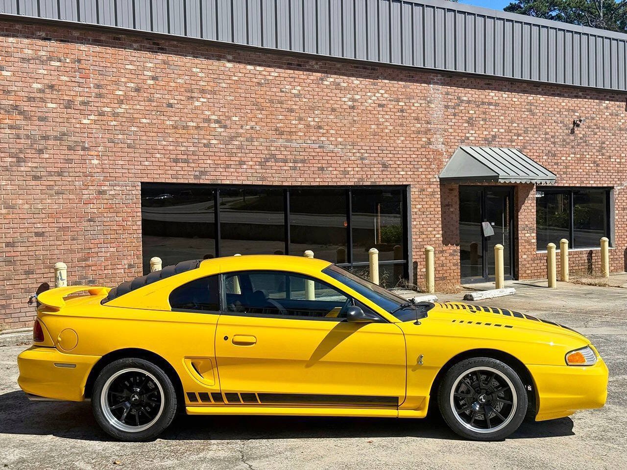 Used 1998 Ford Mustang Cobra RWD image 7