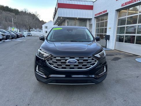 Used 2022 Ford Edge Titanium AWD/4WD image 3