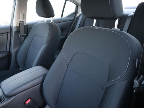 Used 2025 Nissan Sentra S image 14