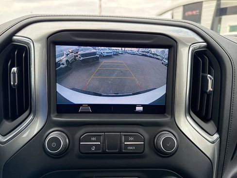 Used 2022 Chevrolet Silverado 2500 LT w/ Convenience Package image 20