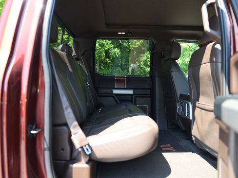 Used 2016 Ford F150 King Ranch w/ Equipment Group 601A Luxury AWD/4WD image 13