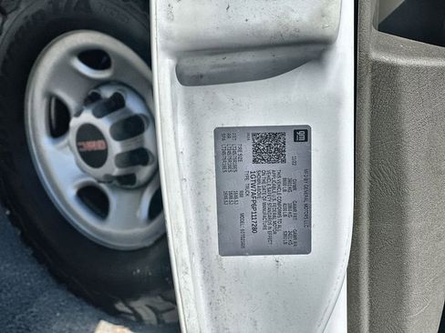 Certified 2023 GMC Savana 2500 w/ Driver Convenience Package image 32