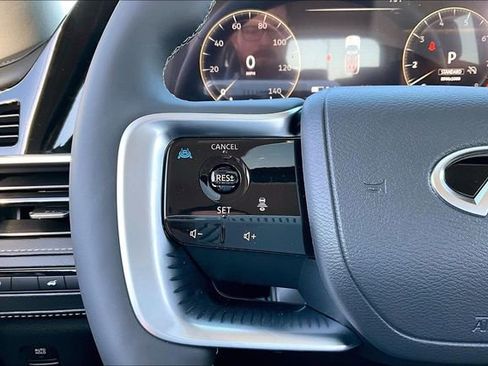 New 2026 INFINITI QX80 Pure image 18