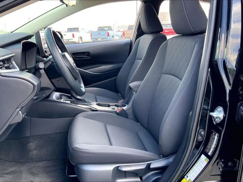 Certified 2025 Toyota Corolla LE image 8