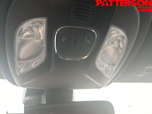 Used 2024 Jeep Compass Latitude AWD/4WD image 23