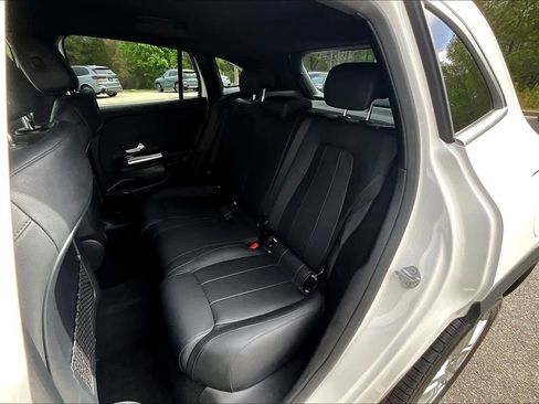 Used 2023 Mercedes-Benz GLA 250 image 21