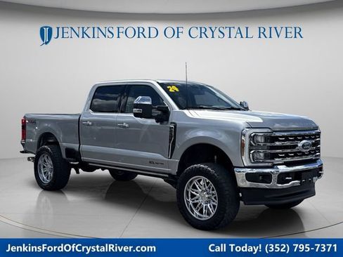 Used 2024 Ford F250 Lariat w/ Lariat Ultimate Package AWD/4WD image 1