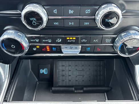 Certified 2023 Ford F150 Lariat w/ Equipment Group 502A High image 28