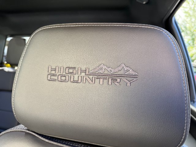 Used 2022 Chevrolet Silverado 3500 High Country w/ Z71 Off-Road Package AWD/4WD image 29