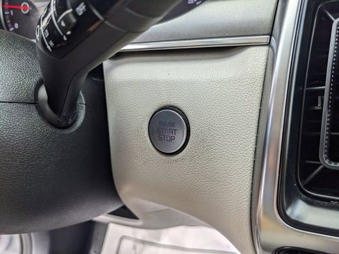 Certified 2023 Kia Sorento S w/ Panoramic Sunroof Package FWD image 28
