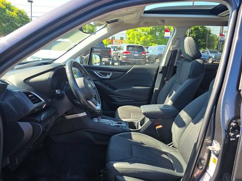 Used 2019 Subaru Forester Premium AWD/4WD image 58