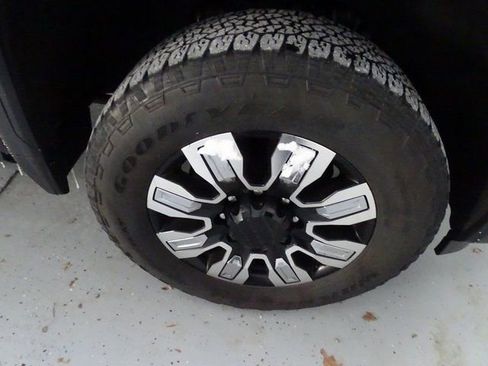 Certified 2024 GMC Sierra 3500 Denali w/ Denali Reserve Package image 26