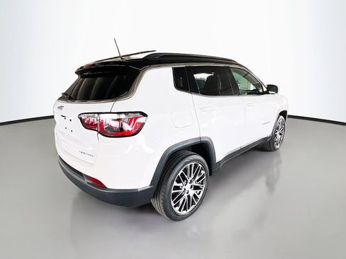 Used 2023 Jeep Compass Limited w/ Elite Group AWD/4WD image 8