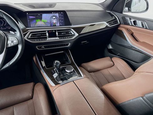 Used 2021 BMW X5 sDrive40i w/ Luxury Seating Package 2 image 24