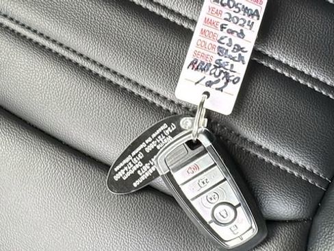 Certified 2024 Ford Edge SEL w/ Convenience Package image 29