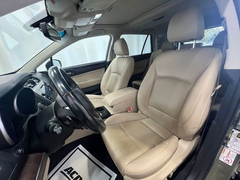 Used 2019 Subaru Outback 2.5i Limited w/ Popular Package #2 image 10