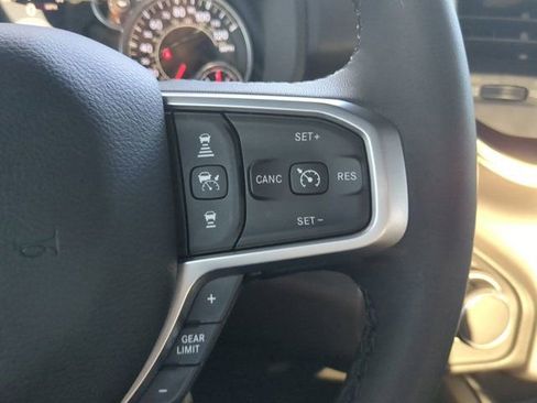 Used 2025 RAM 1500 Big Horn AWD/4WD image 24