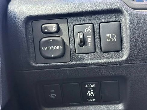 Used 2020 Toyota 4Runner SR5 AWD/4WD image 26