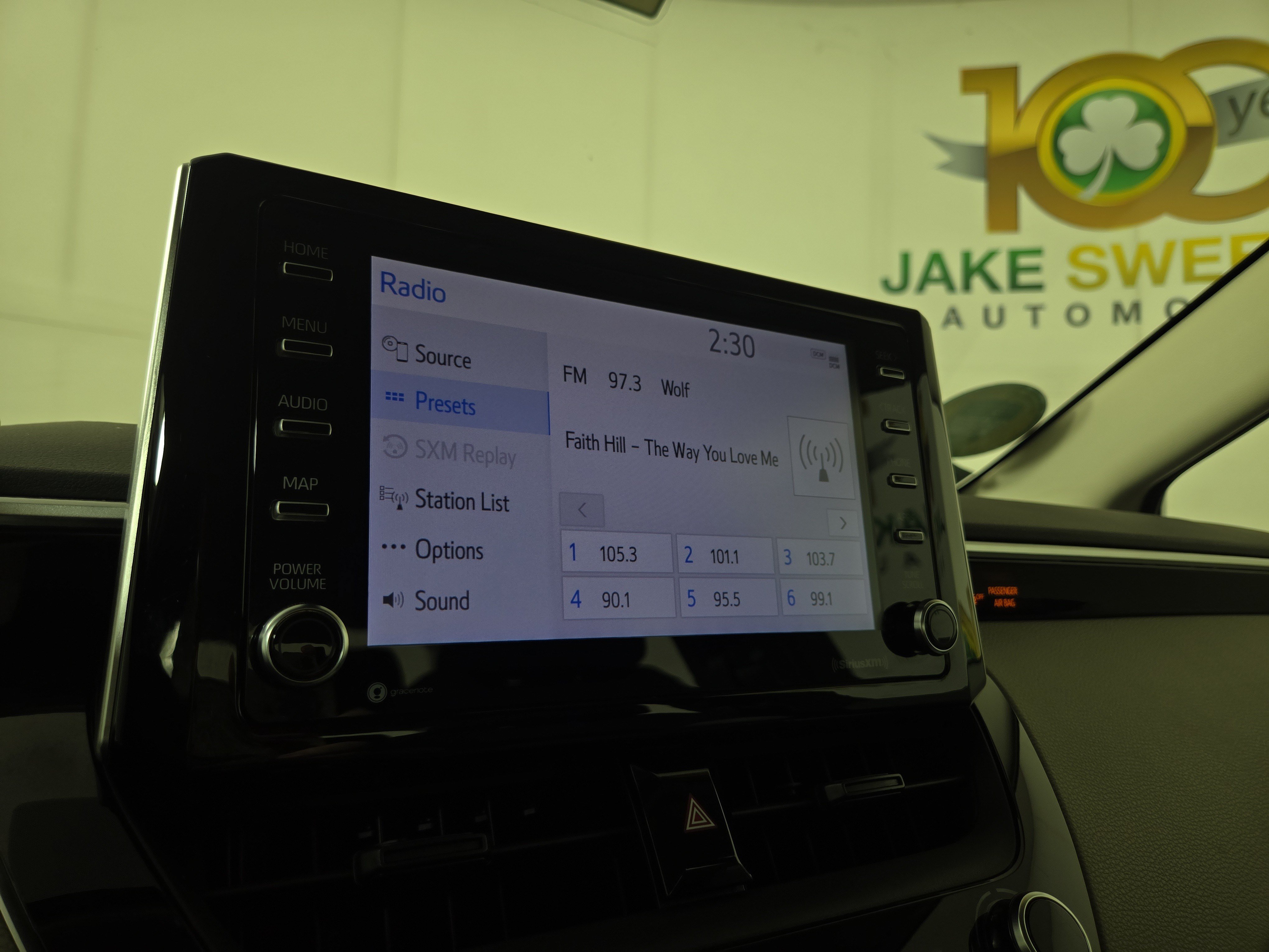 Used 2021 Toyota Corolla LE FWD image 19