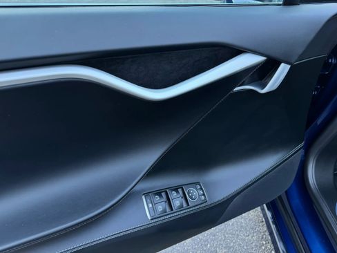 Used 2017 Tesla Model S 75D image 23