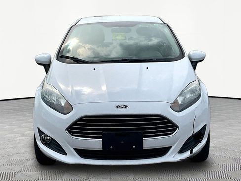 Used 2019 Ford Fiesta SE w/ Equipment Group 201A FWD image 2