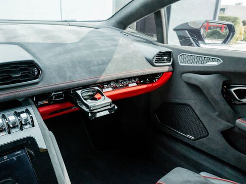 Used 2024 Lamborghini Huracan Tecnica image 62