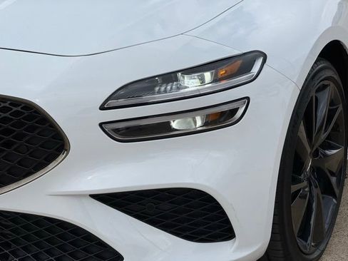 Used 2023 Genesis G70 2.0T w/ Sport Prestige Package image 9