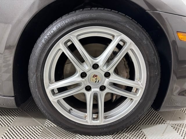 Used 2012 Porsche Panamera 4 AWD/4WD image 22