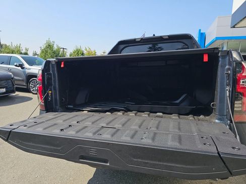 Used 2026 Chevrolet Silverado EV Trail Boss AWD/4WD image 17