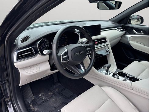 Used 2025 Genesis G70 2.5T AWD/4WD image 6