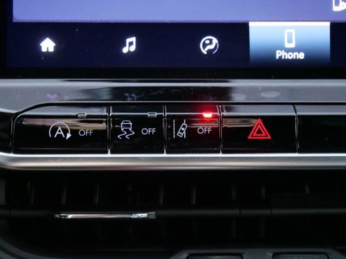 Used 2024 Jeep Compass Latitude image 43