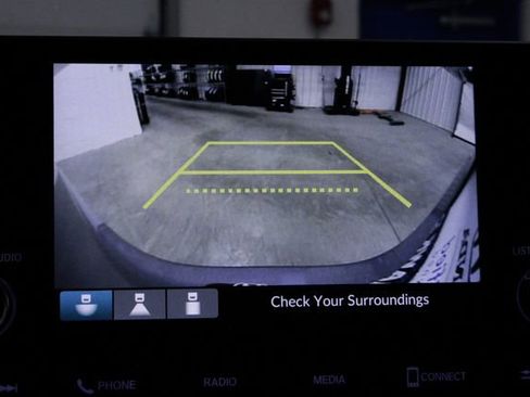 Used 2023 Honda CR-V EX image 32